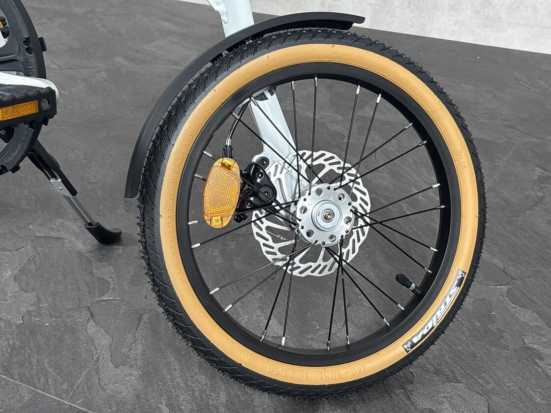 Rower składany STRIDA 5 QR+ 16" na pasku zebatym biały