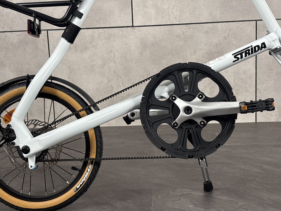Rower składany STRIDA 5 QR+ 16" na pasku zebatym biały