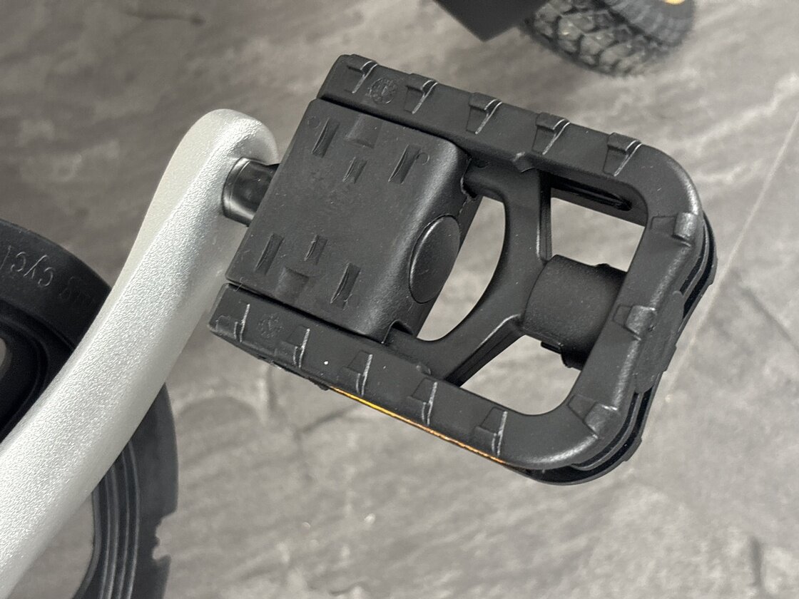 Rower składany STRIDA 5 QR+ 16" na pasku zebatym biały