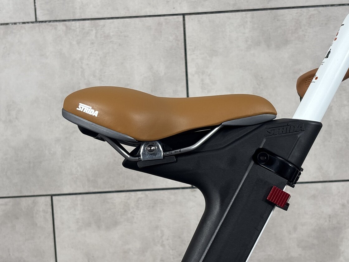Rower składany STRIDA 5 QR+ 16" na pasku zebatym biały