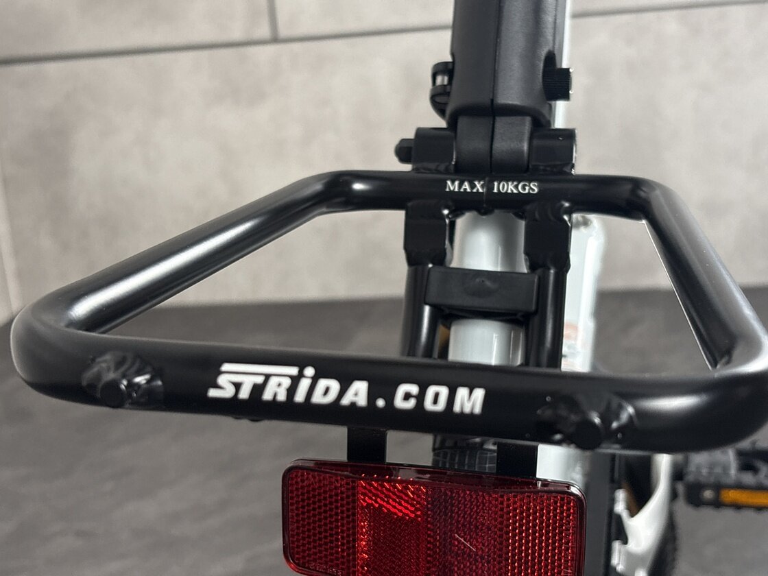 Rower składany STRIDA 5 QR+ 16" na pasku zebatym biały