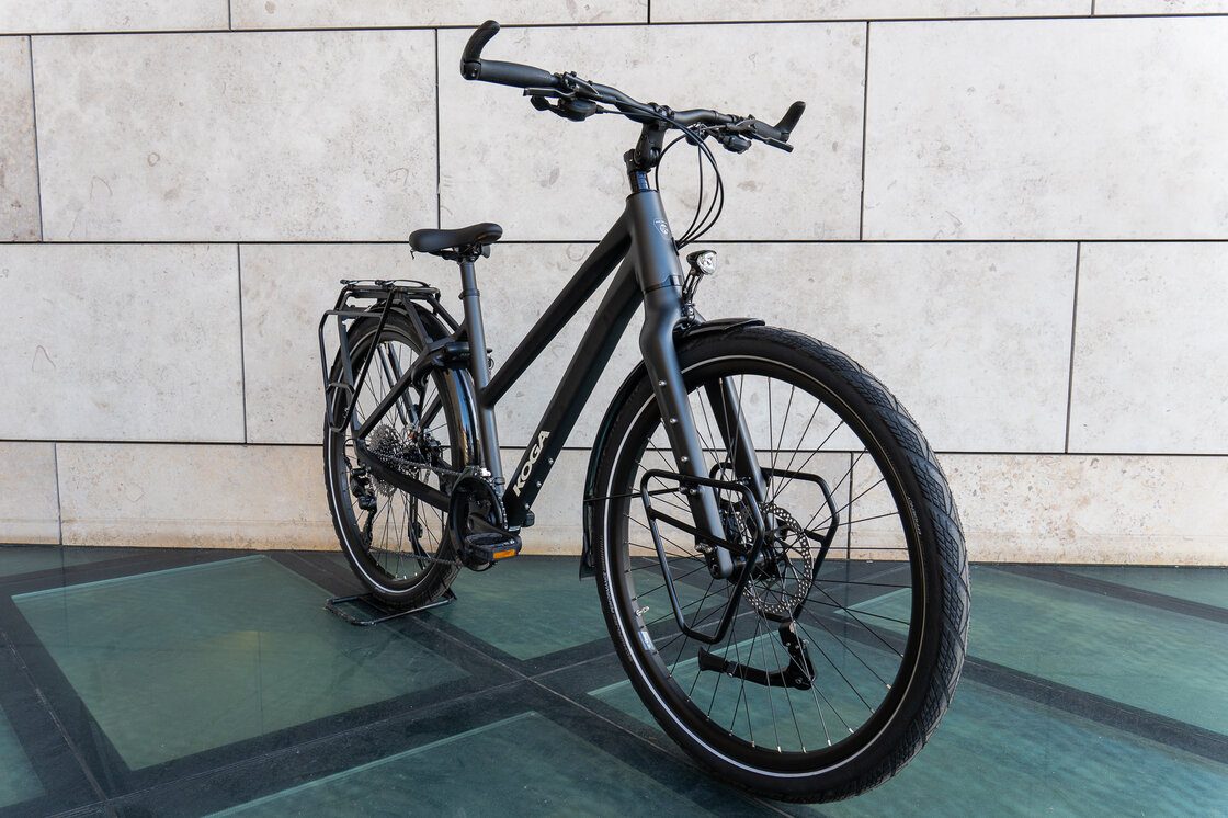 Rower turystyczny KOGA WorldTraveller Unisex Off Black Mat