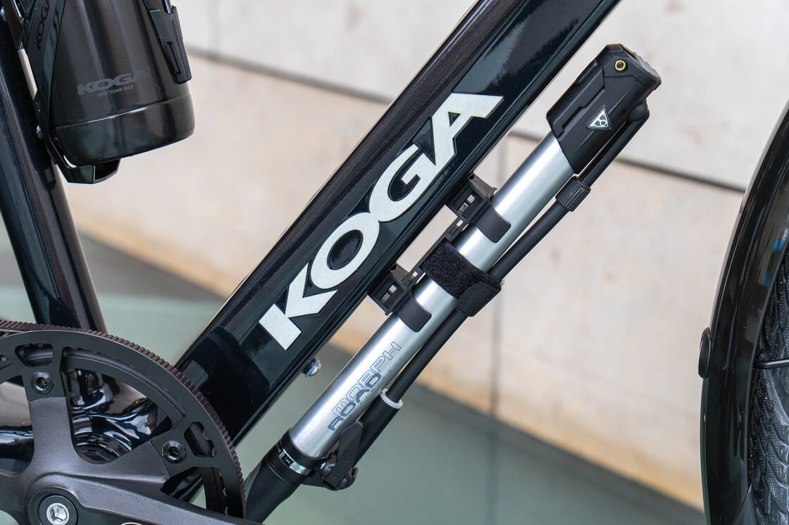 Rower turystyczny na pasku KOGA WorldTraveller Rohloff Męski Graphite Black Shiny 54