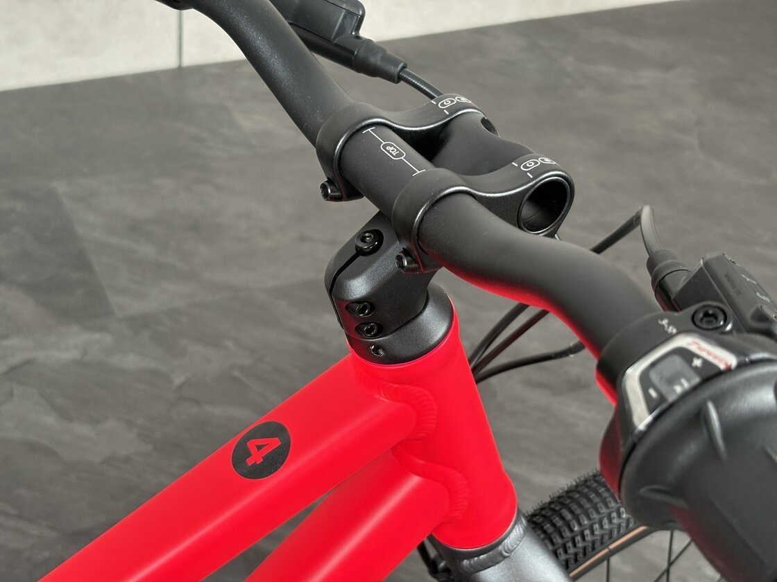 Rower woom 4 Explore Limited Edition Neon Pink