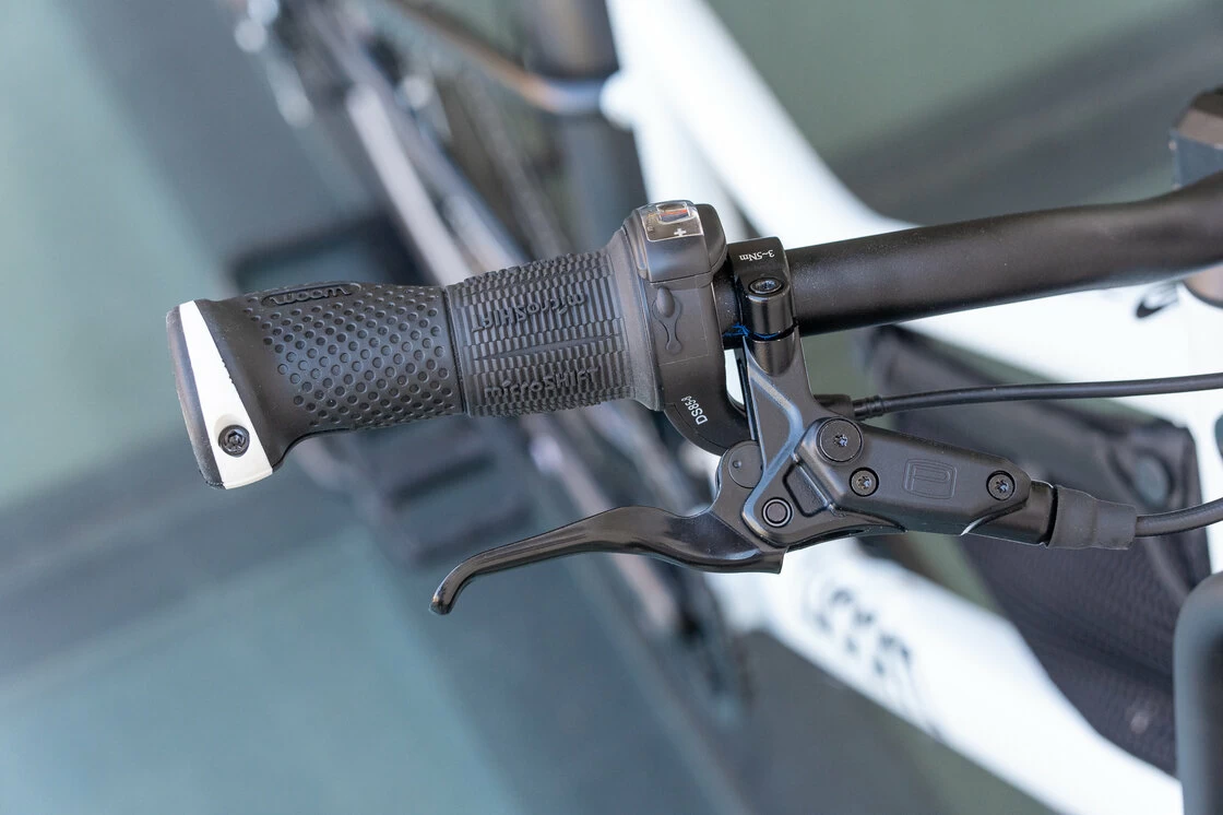 Rower woom NOW 4 ice blue / carbon black