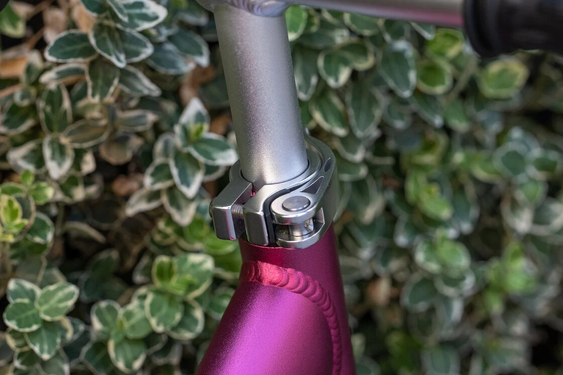 Rowerek biegowy CRUZEE 12" Czarne Koła lekki Różowy 