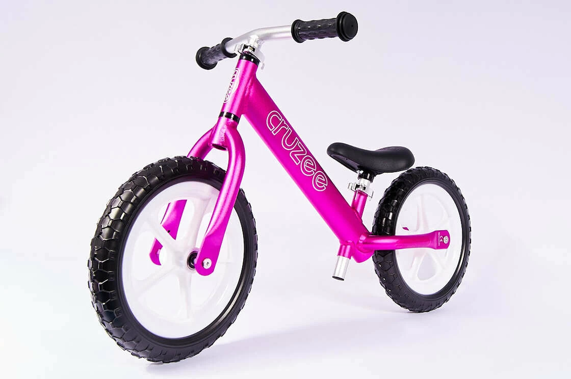 Rowerek biegowy CRUZEE 12" Różowy - czarne siodełko