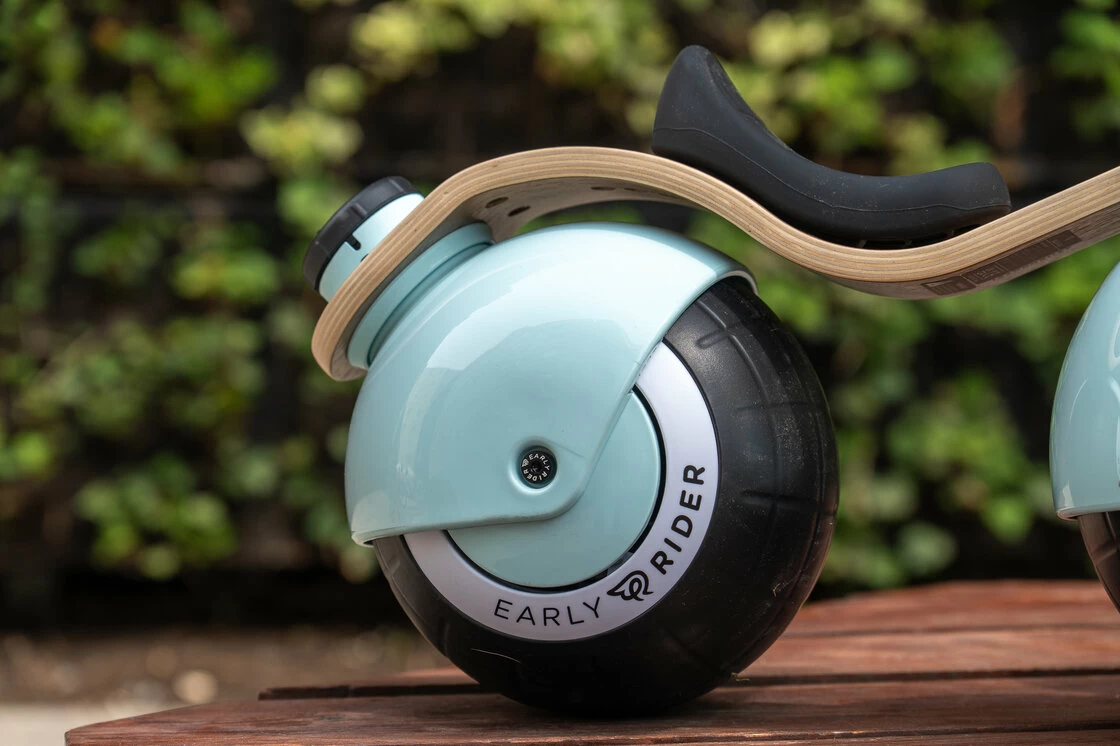 Rowerek biegowy Early Rider BELLA VELIO niebieski