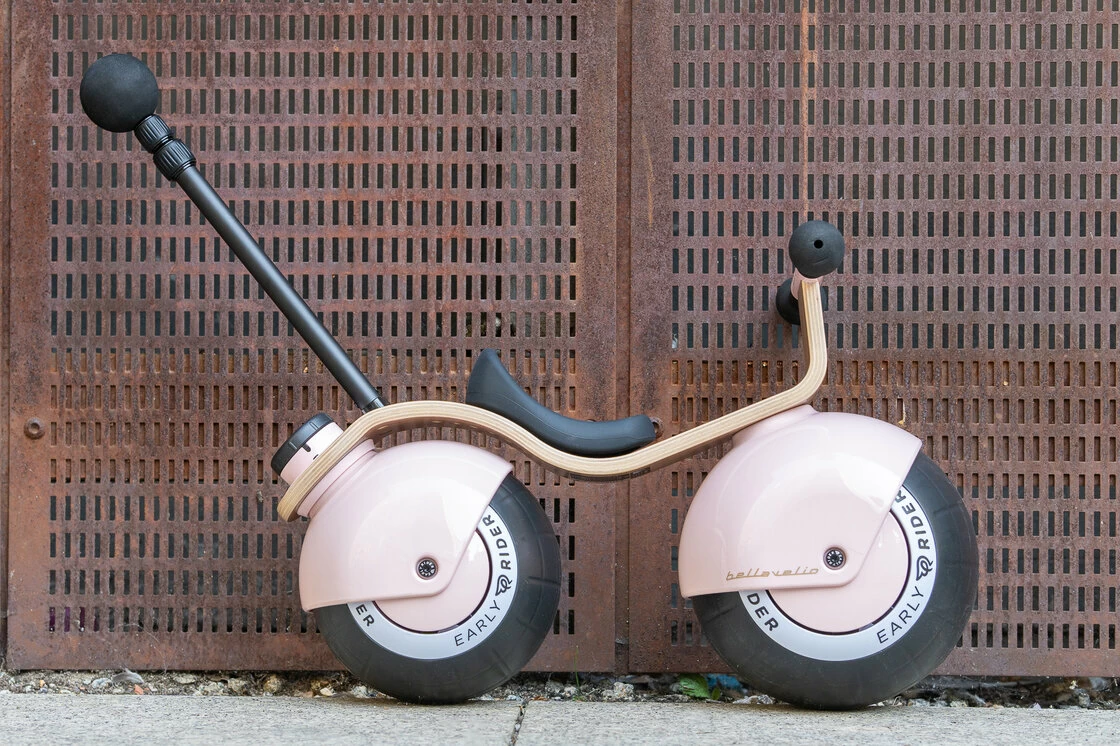 Rowerek biegowy Early Rider BELLA VELIO różowy