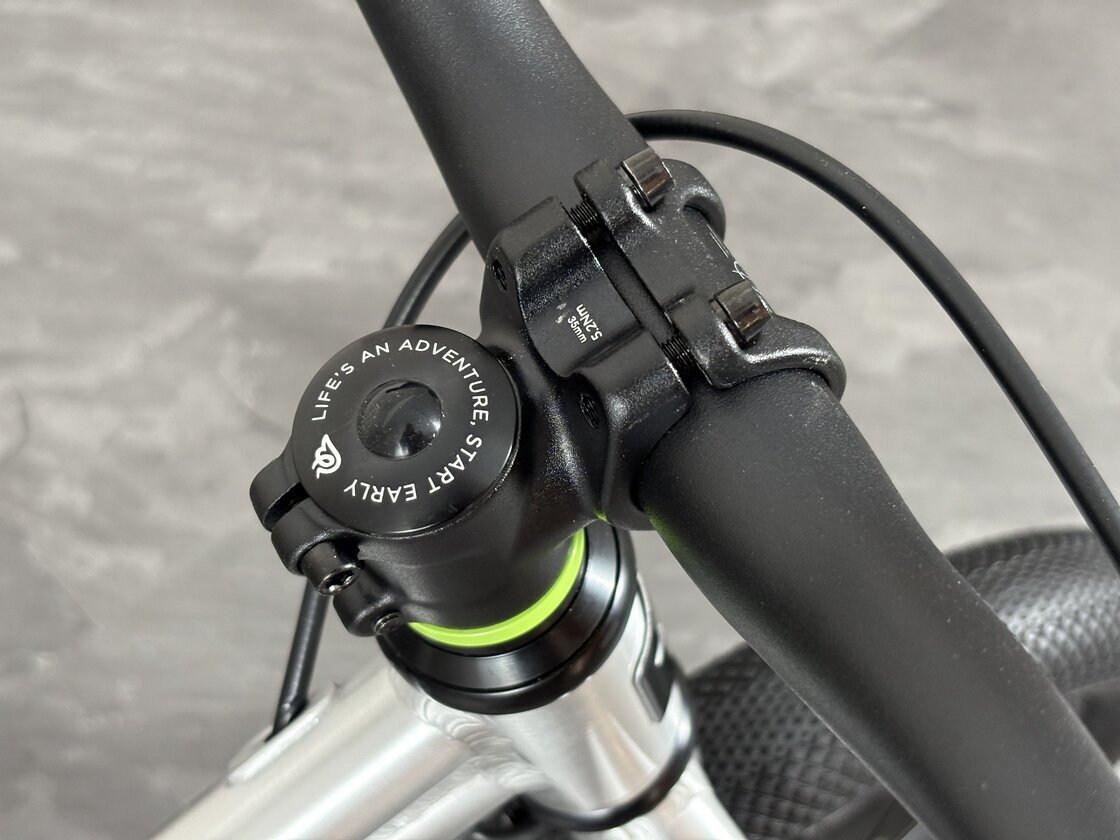 Rowerek biegowy Early Rider Belter 12"  Brushed Aluminium