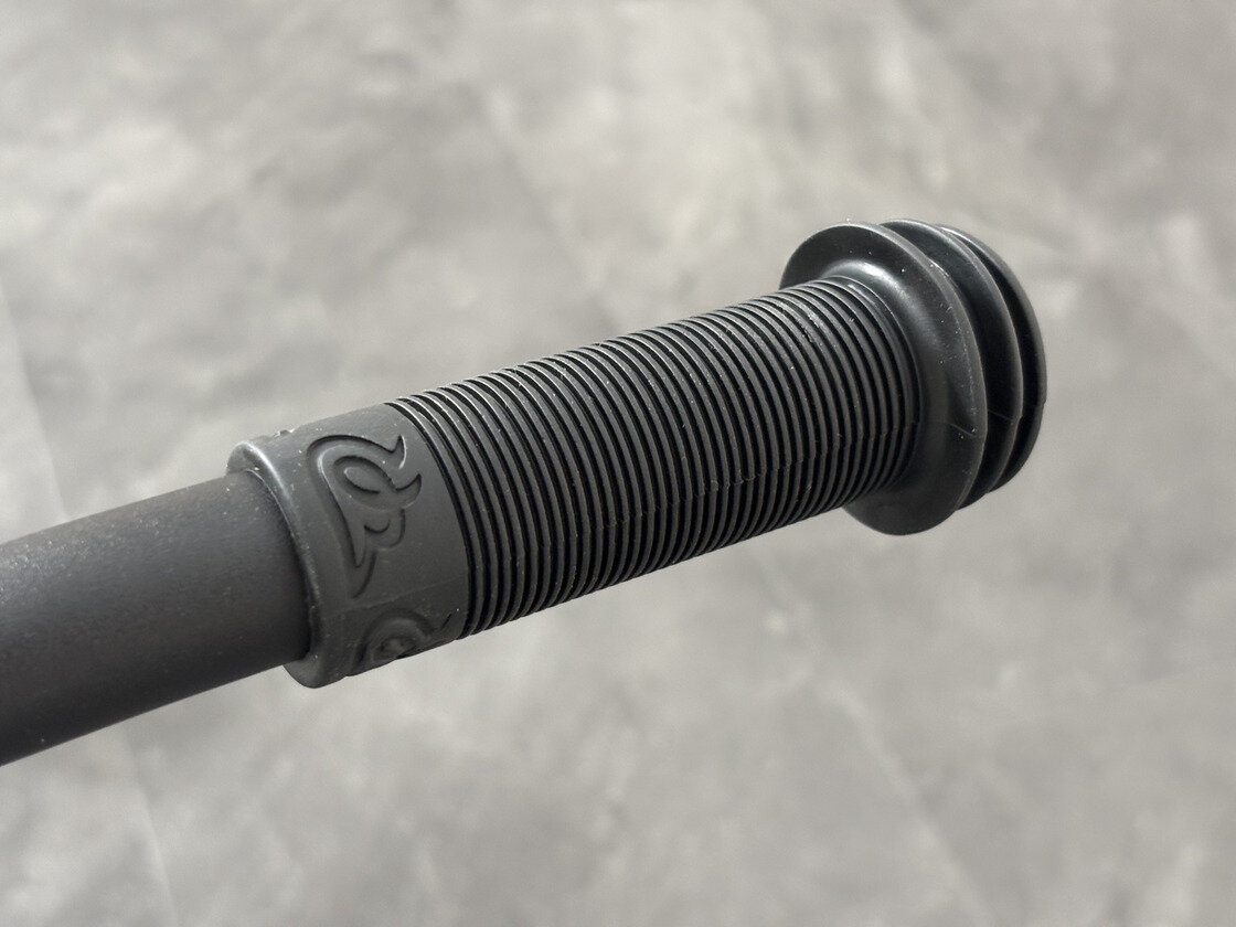 Rowerek biegowy Early Rider Big Foot 12"   Brushed Aluminium
