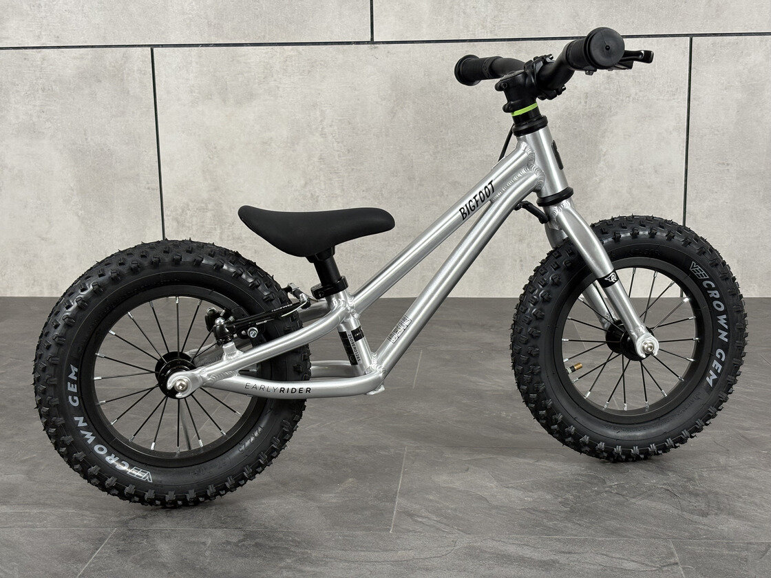 Rowerek biegowy Early Rider Big Foot 12"   Brushed Aluminium