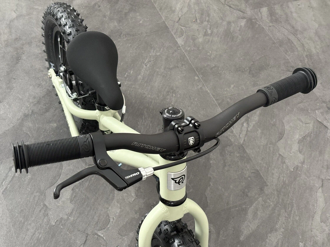 Rowerek biegowy Early Rider Big Foot 12"  Sage Green