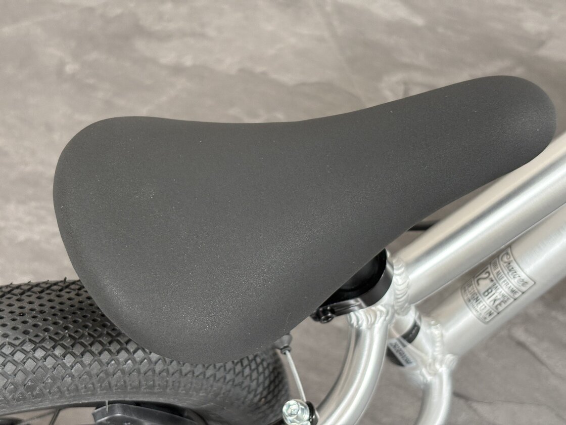 Rowerek biegowy Early Rider Charger 12"  Brushed Aluminium