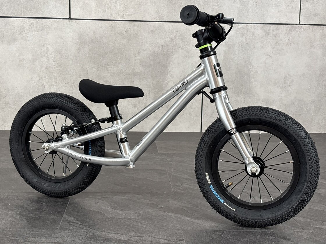 Rowerek biegowy Early Rider Charger 12"  Brushed Aluminium