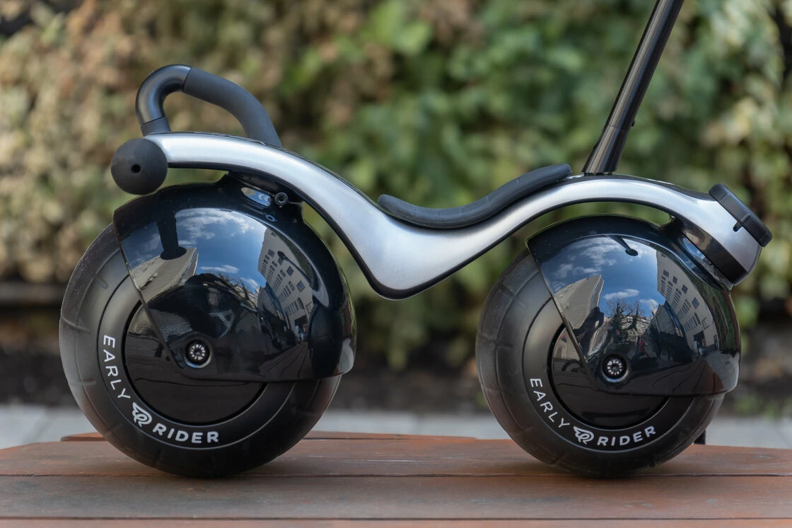 Rowerek biegowy Early Rider Super Velio srebrny 