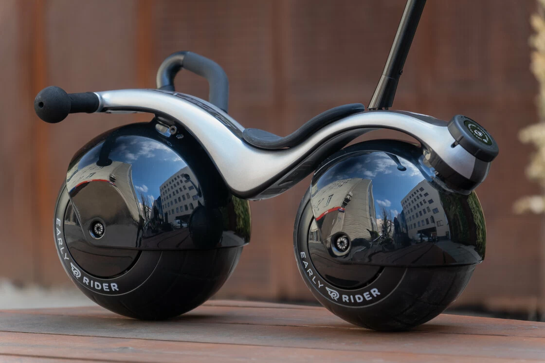 Rowerek biegowy Early Rider Super Velio srebrny 