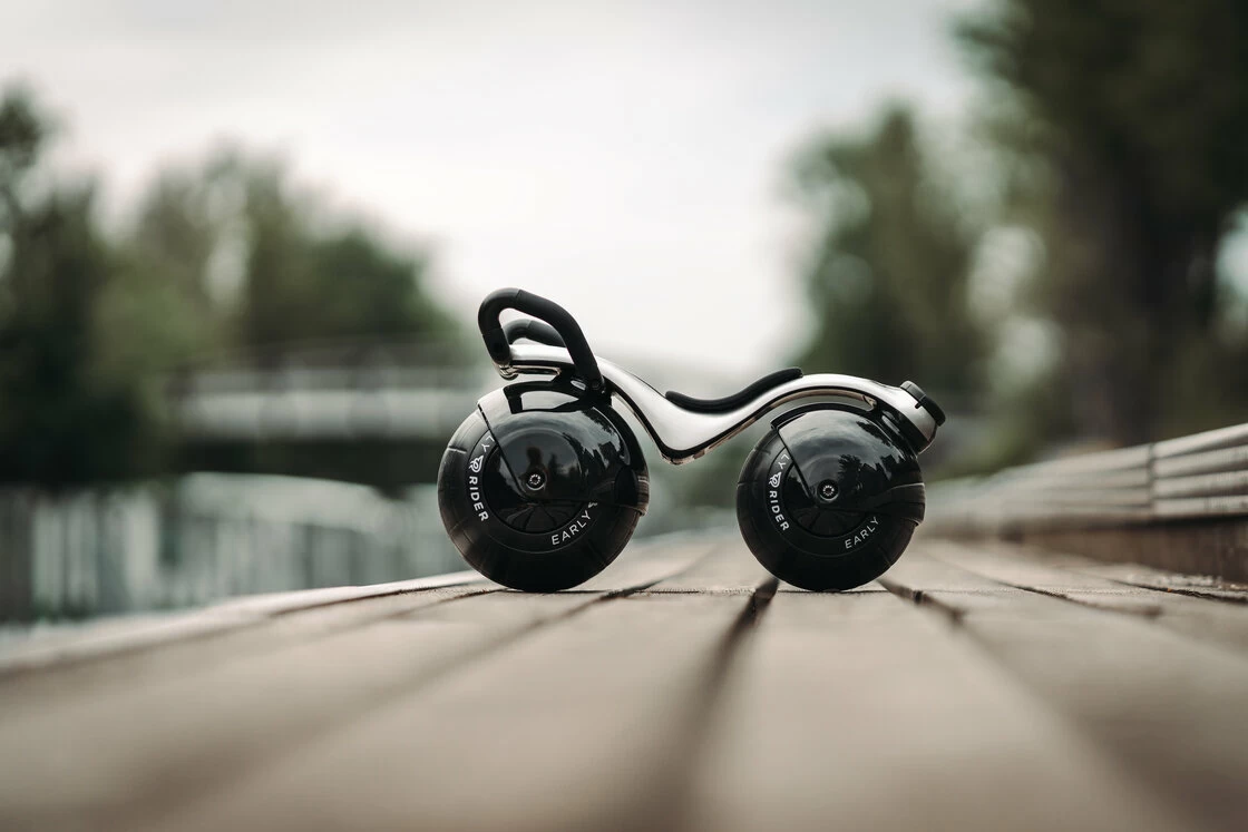 Rowerek biegowy Early Rider Super Velio srebrny 