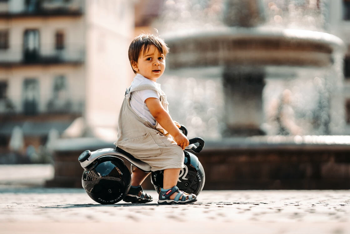 Rowerek biegowy Early Rider Super Velio srebrny 