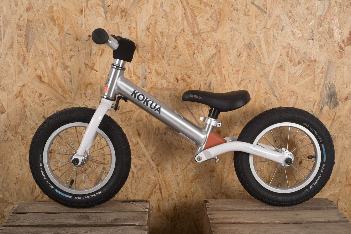 Rowerek biegowy Kokua LIKEaBIKE Jumper Biało-Perłowy