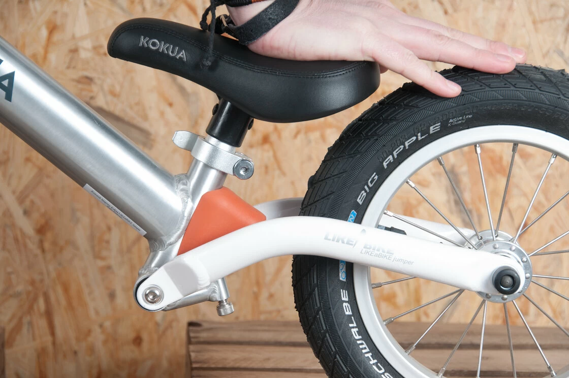 Rowerek biegowy Kokua LIKEaBIKE Jumper Biało-Perłowy