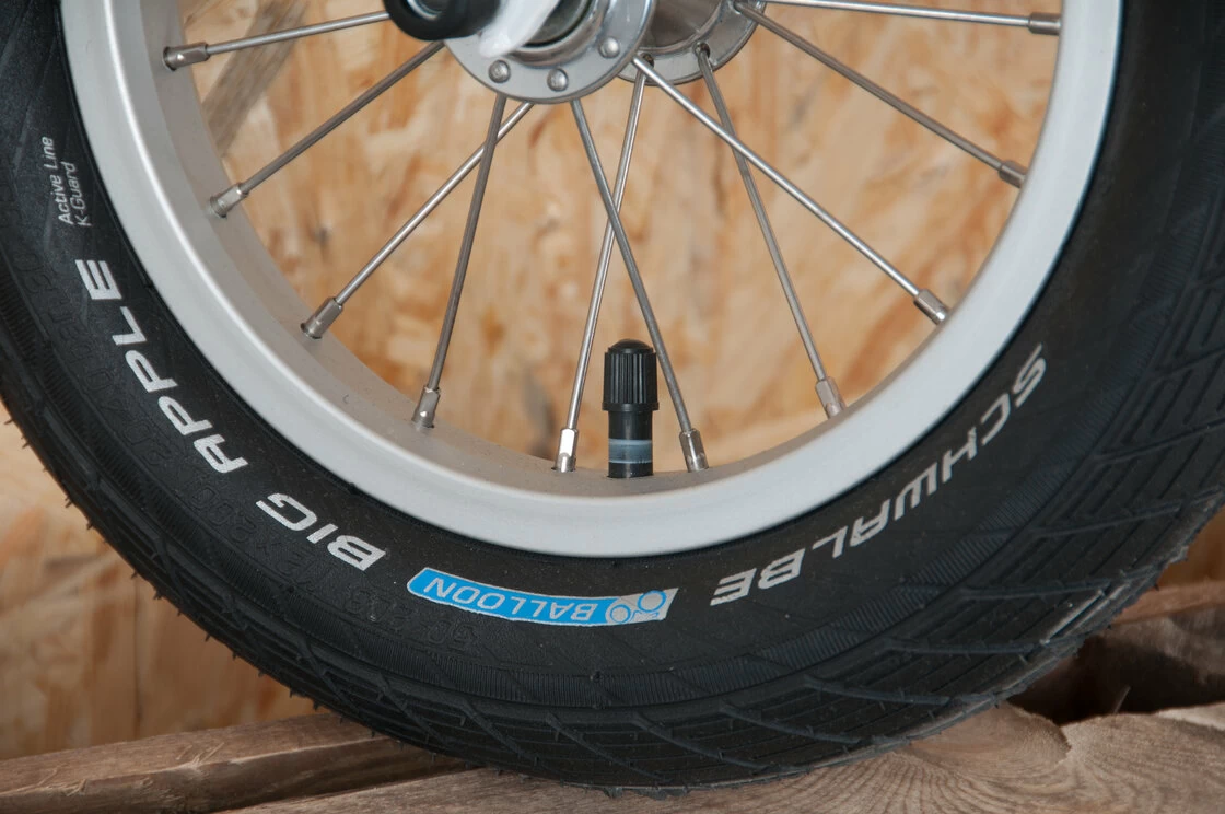 Rowerek biegowy Kokua LIKEaBIKE Jumper Biało-Perłowy