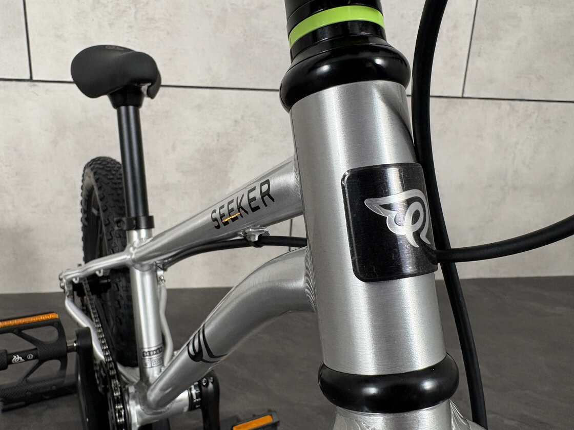 Rowerek dziecięcy Early Rider Seeker 16 2026 Brushed Aluminium