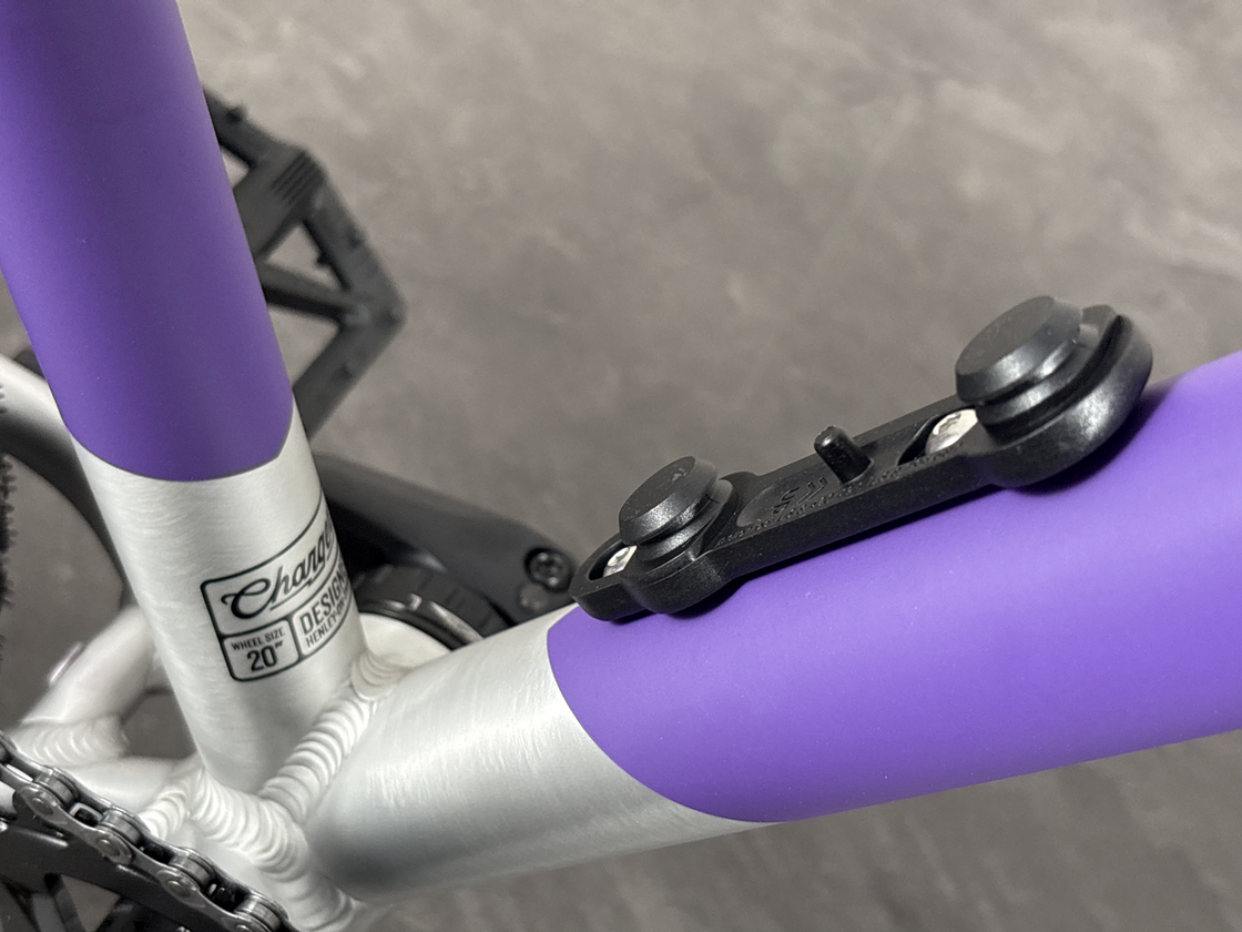 Rowerek dziecięcy z amortyzatorem Early Rider Charger 20"  Electric Purple