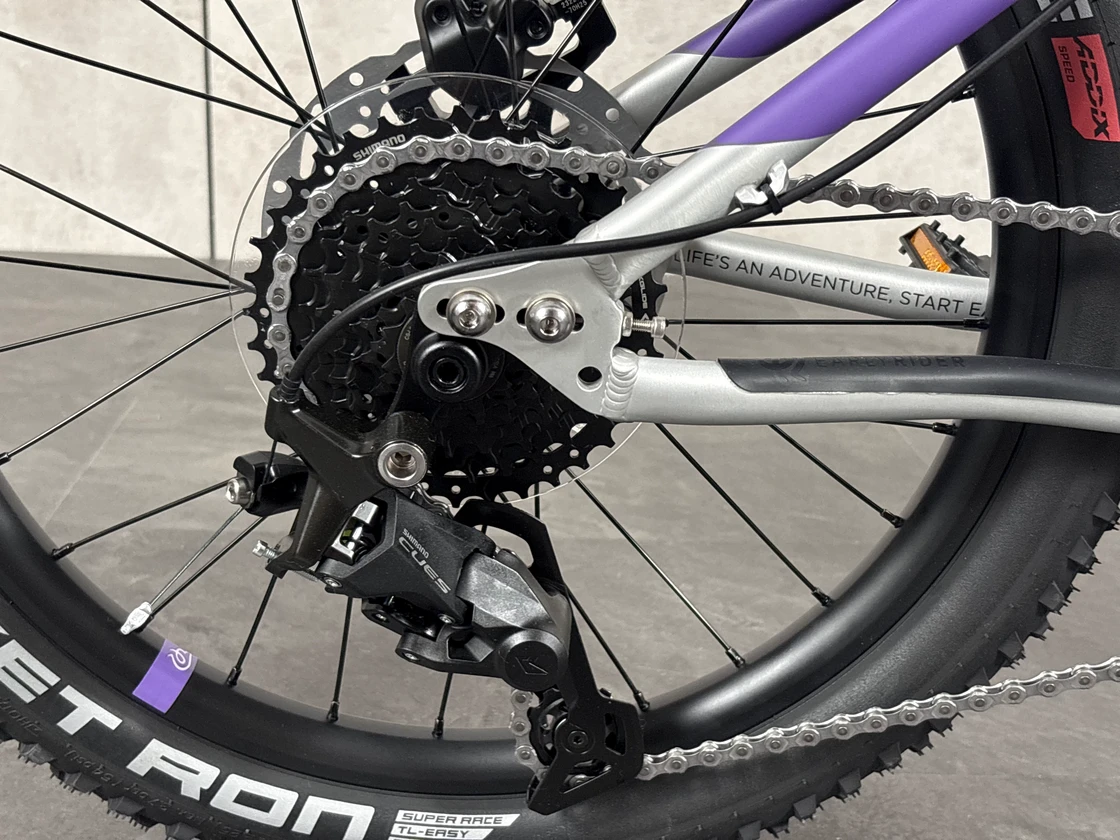 Rowerek dziecięcy z amortyzatorem Early Rider Charger 20"  Electric Purple