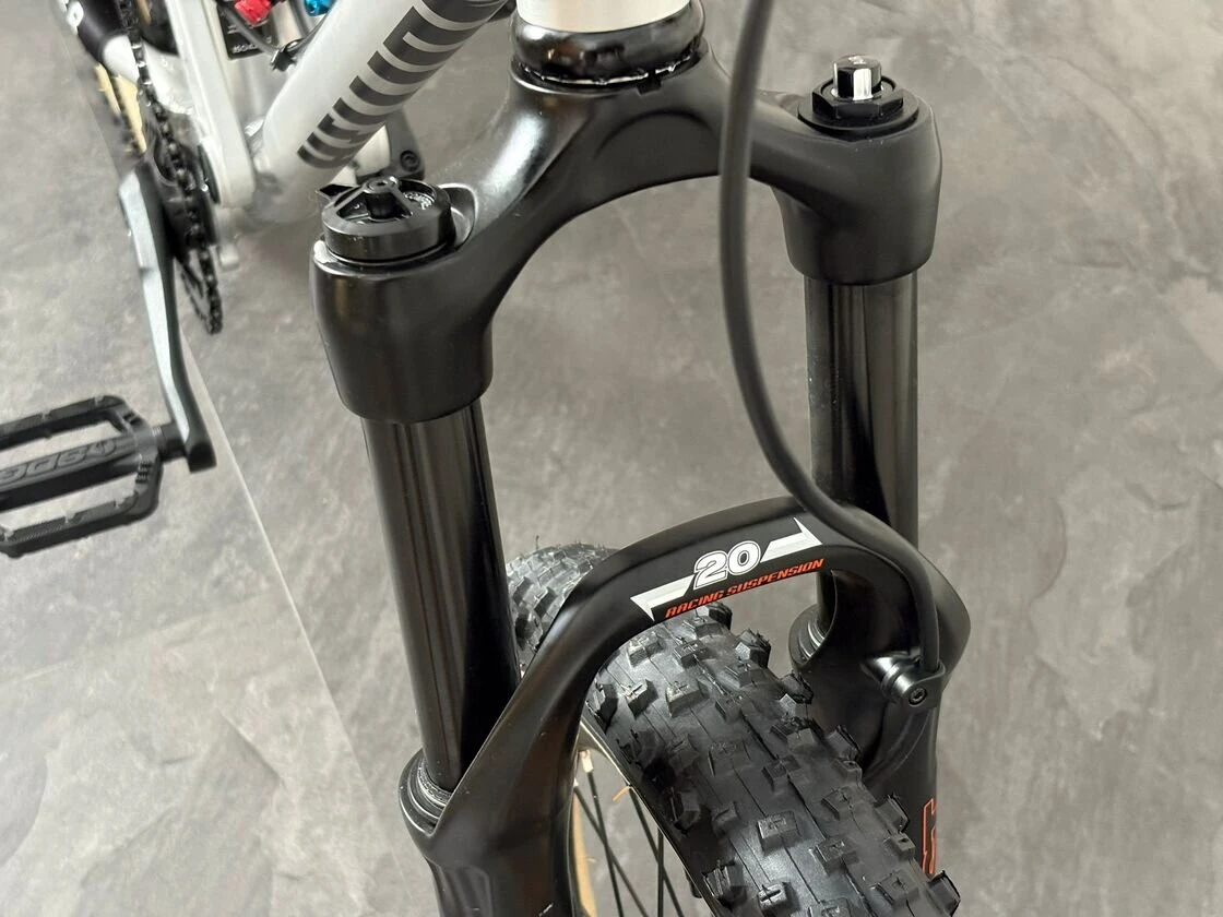 Rowerek Full Suspension Early Rider Hellion X20 Brushed