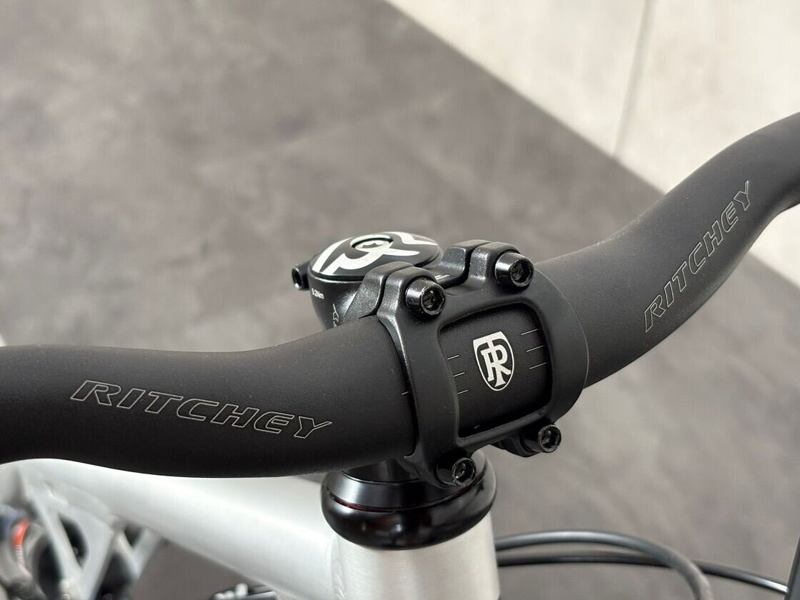 Rowerek Full Suspension Early Rider Hellion X20 Brushed