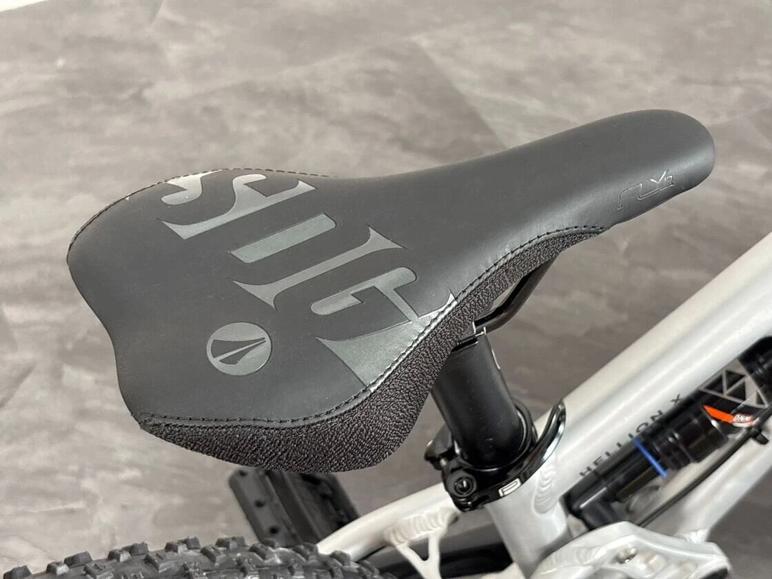 Rowerek Full Suspension Early Rider Hellion X20 Brushed