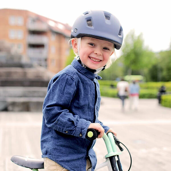 Rowerowy kask dziecięcy Hamax Thundercap Junior - niebieski Rozmiar M