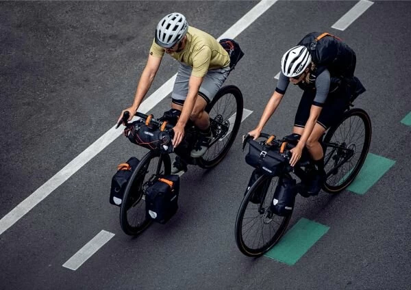 Sakwa na kierownicę Ortlieb Bikepacking Handlebar-Pack Black Matt