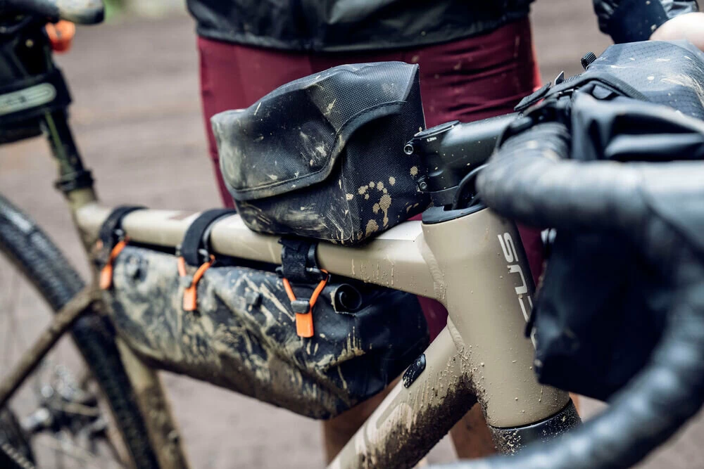 Sakwa na ramę rowerową Ortlieb Bikepacking Fuel-Pack Black