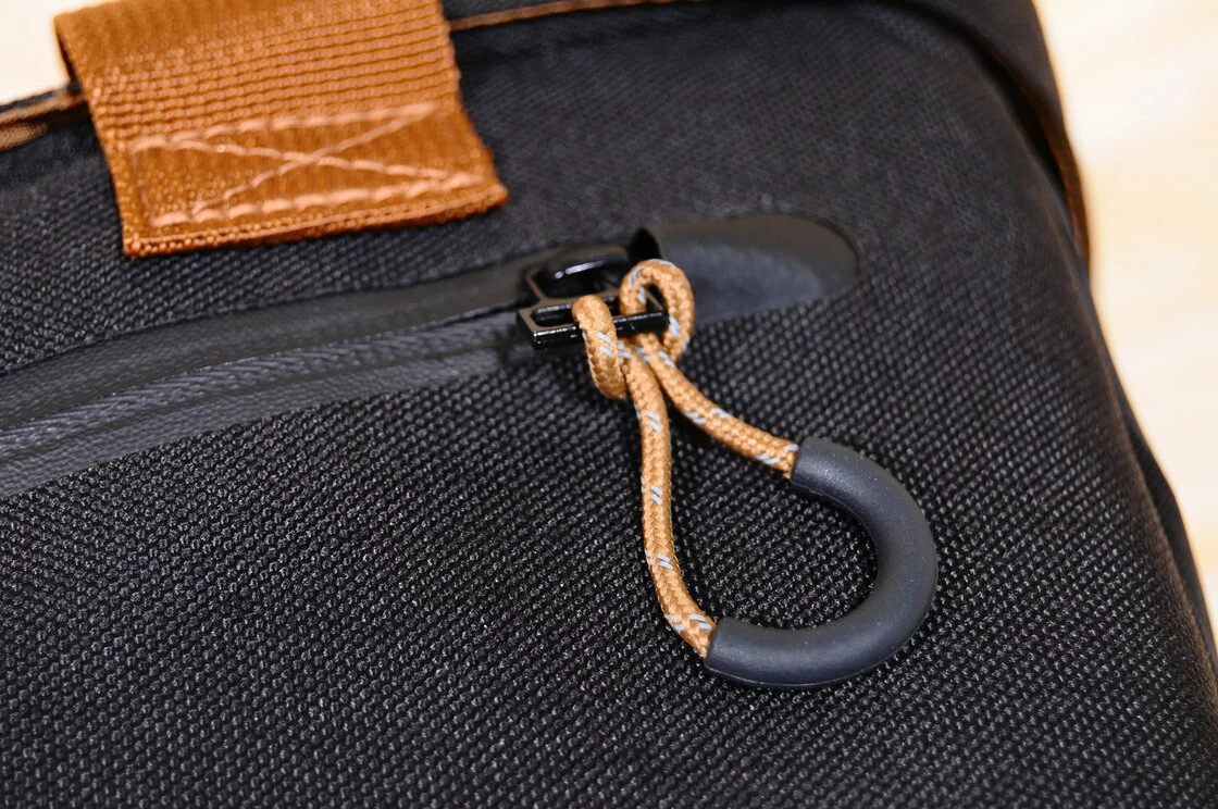 Sakwa na tylny bagażnik rowerowy Basil Miles Trunkbag MIK