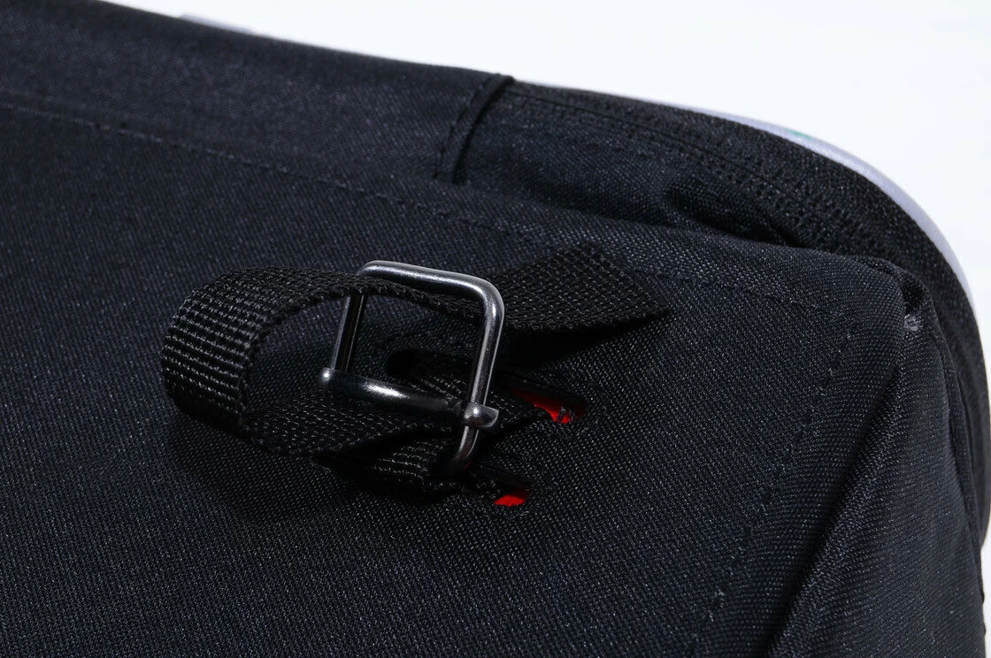 Sakwa na tylny bagażnik rowerowy Basil Sport Desing Trunkbag Czarny / czerwony