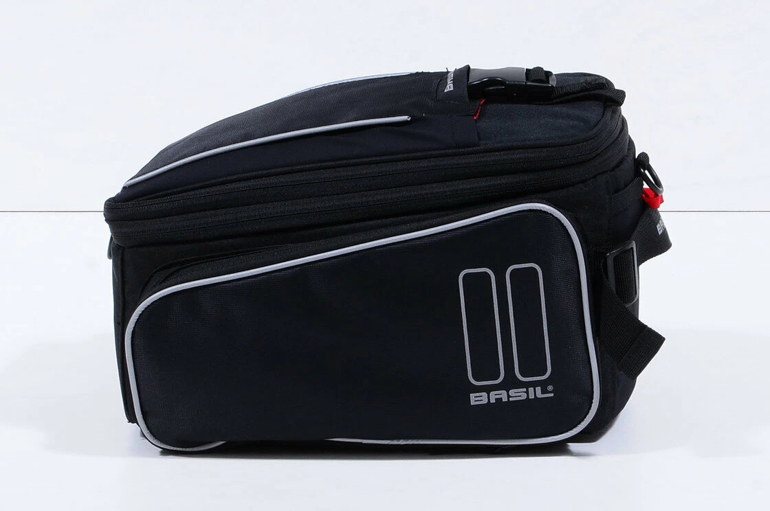 Sakwa na tylny bagażnik rowerowy Basil Sport Desing Trunkbag Czarny / czerwony