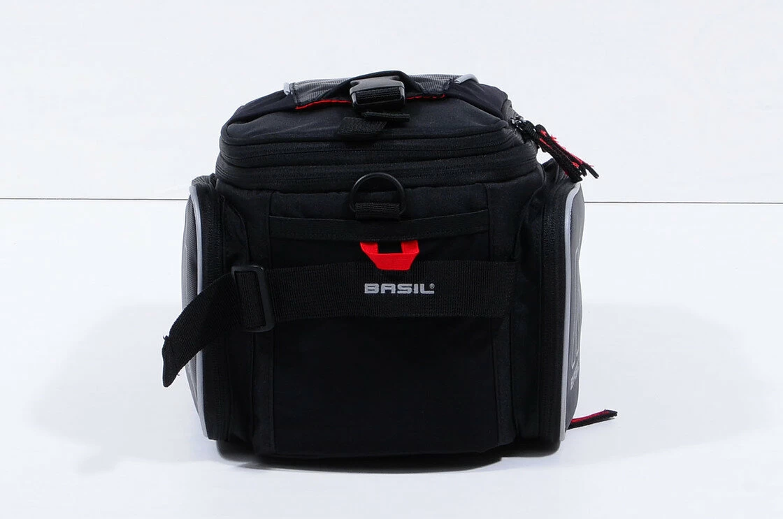 Sakwa na tylny bagażnik rowerowy Basil Sport Desing Trunkbag Czarny / czerwony