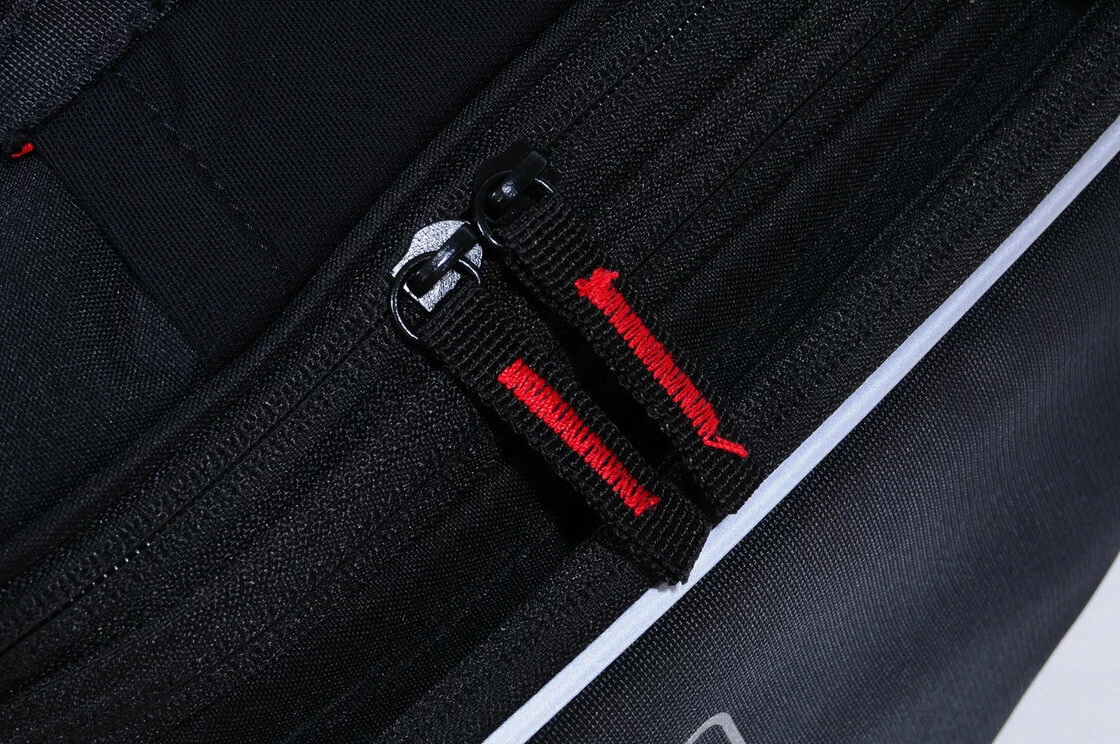 Sakwa na tylny bagażnik rowerowy Basil Sport Desing Trunkbag Czarny / czerwony
