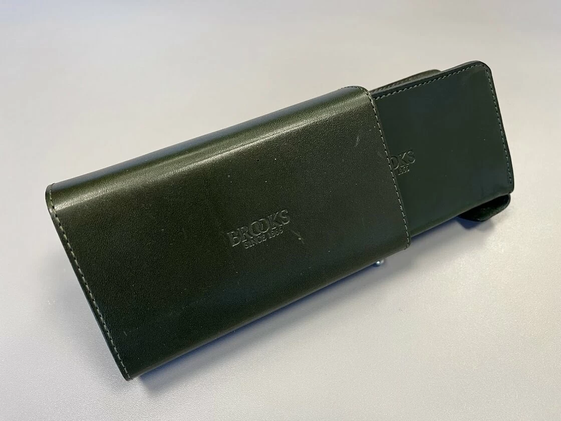 Sakwa podsiodełkowa Brooks D-Shaped Tool Bag zielony