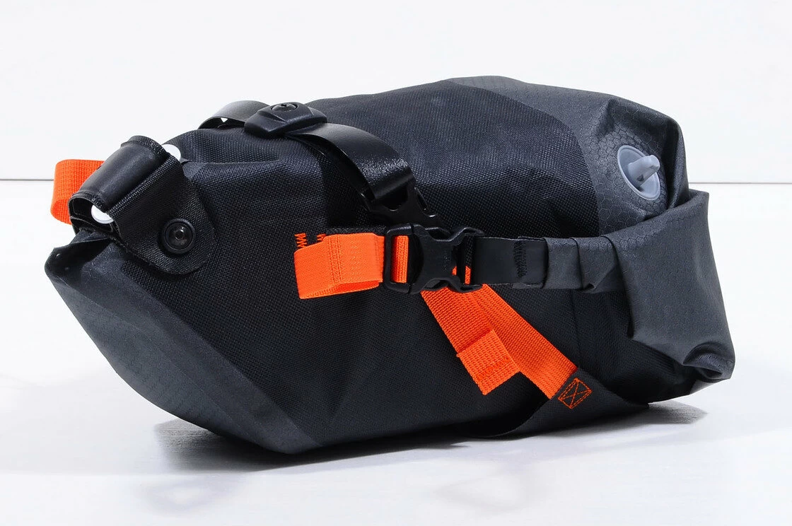 Sakwa podsiodłową Ortlieb Bikepacking Seat-Pack Rozmiar L