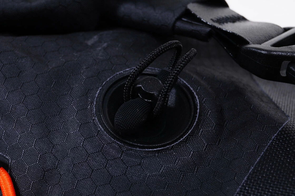 Sakwa podsiodłową Ortlieb Bikepacking Seat-Pack Black Matt Rozmiar M