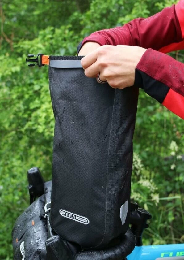 Sakwa rowerowa Ortlieb Bikepacking Fork-Pack na widelec Black Matt 2021
