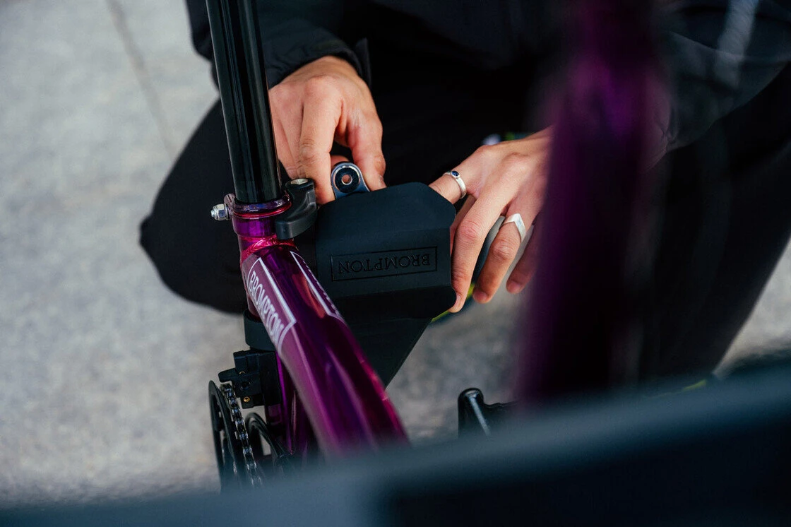 Saszetka rowerowa z zestawem naprawczym Brompton 16"