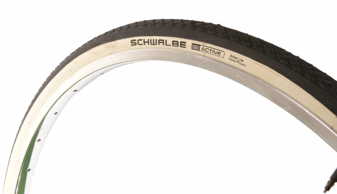 Schwalbe Basic Line HS159 27 x 1 1/4 (32-630) biały bok