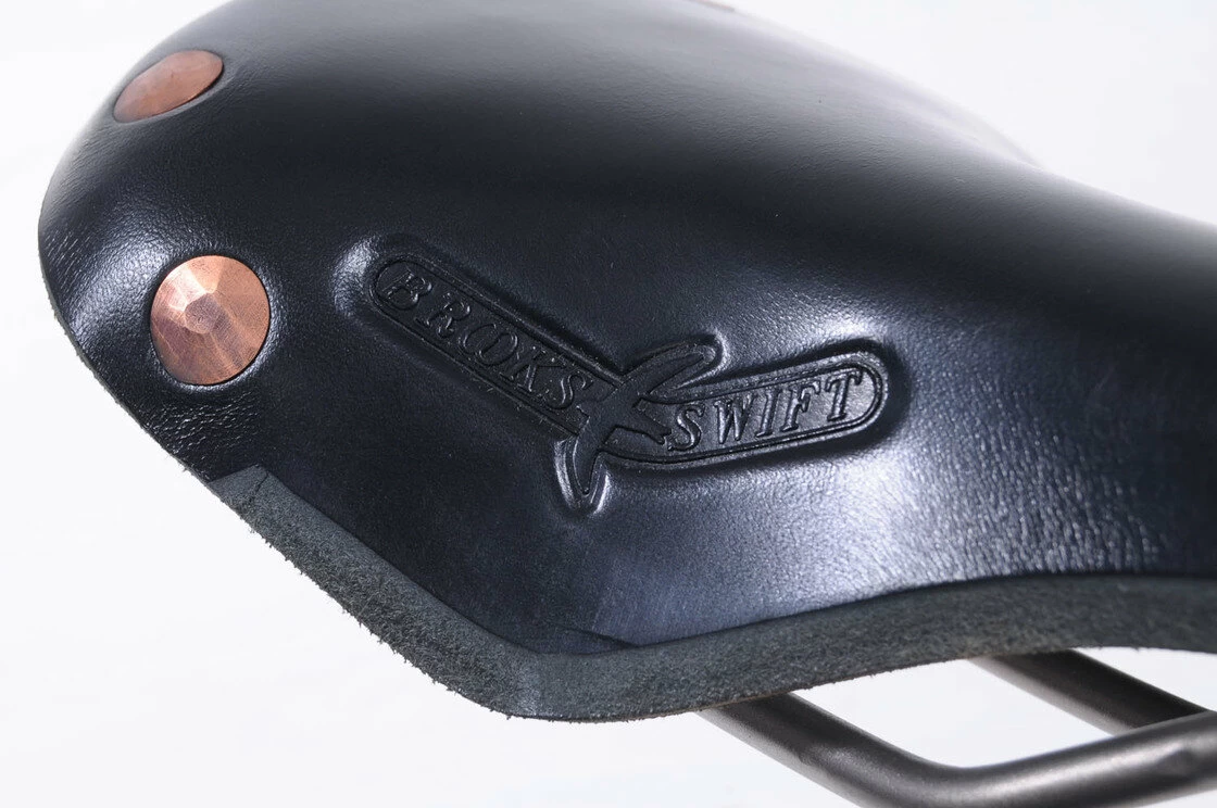 Siodełko Brooks Swift Titanium Kolor: czarny