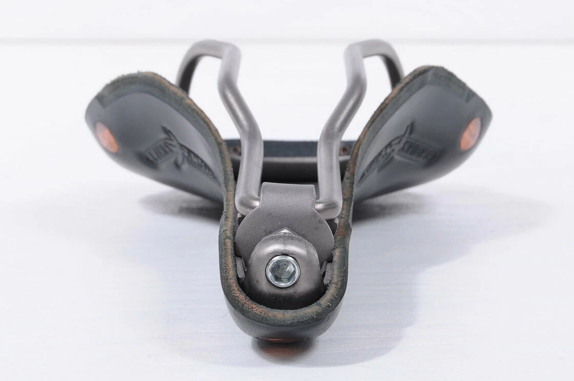 Siodełko Brooks Swift Titanium Kolor: czarny