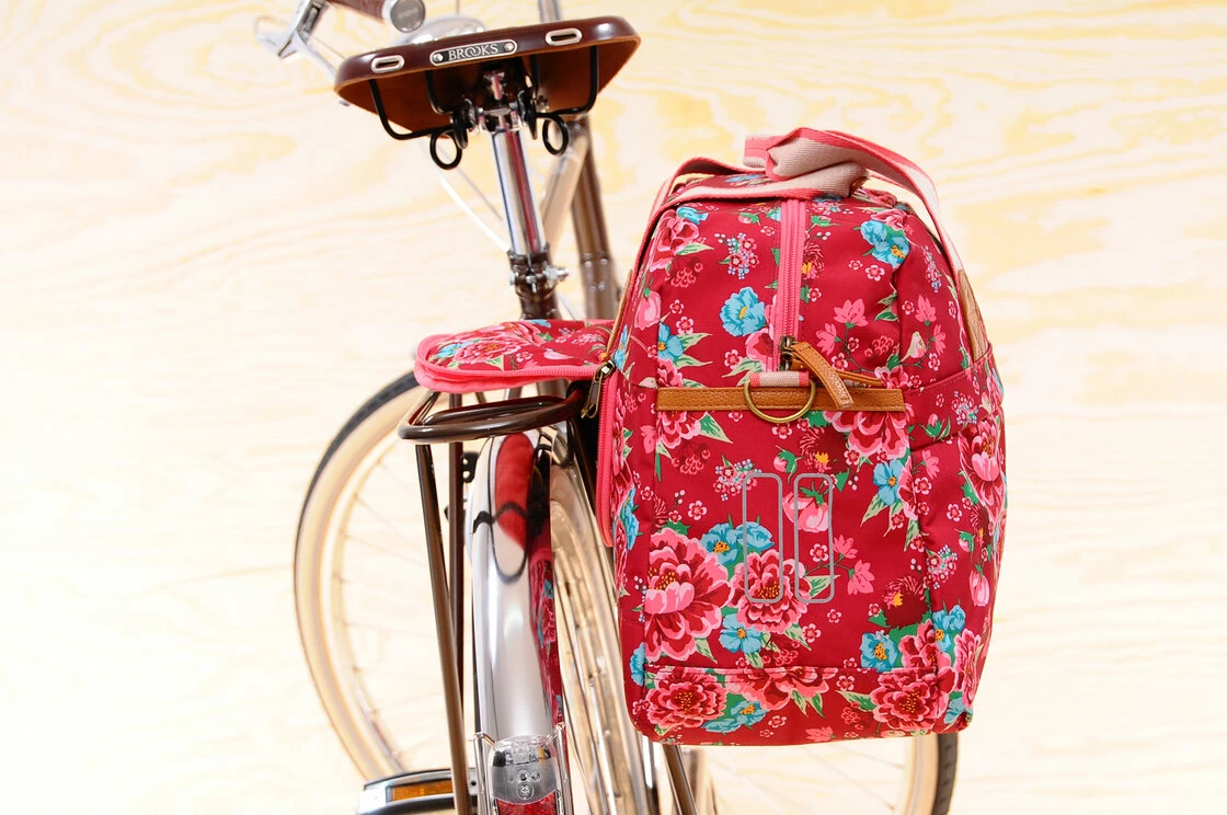 Torba rowerowa Basil Bloom Carry All Bag Kolor: czerwony
