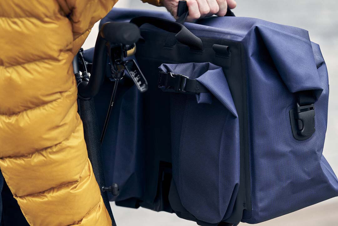 Torba rowerowa Brompton Borough Waterproof L - granatowa